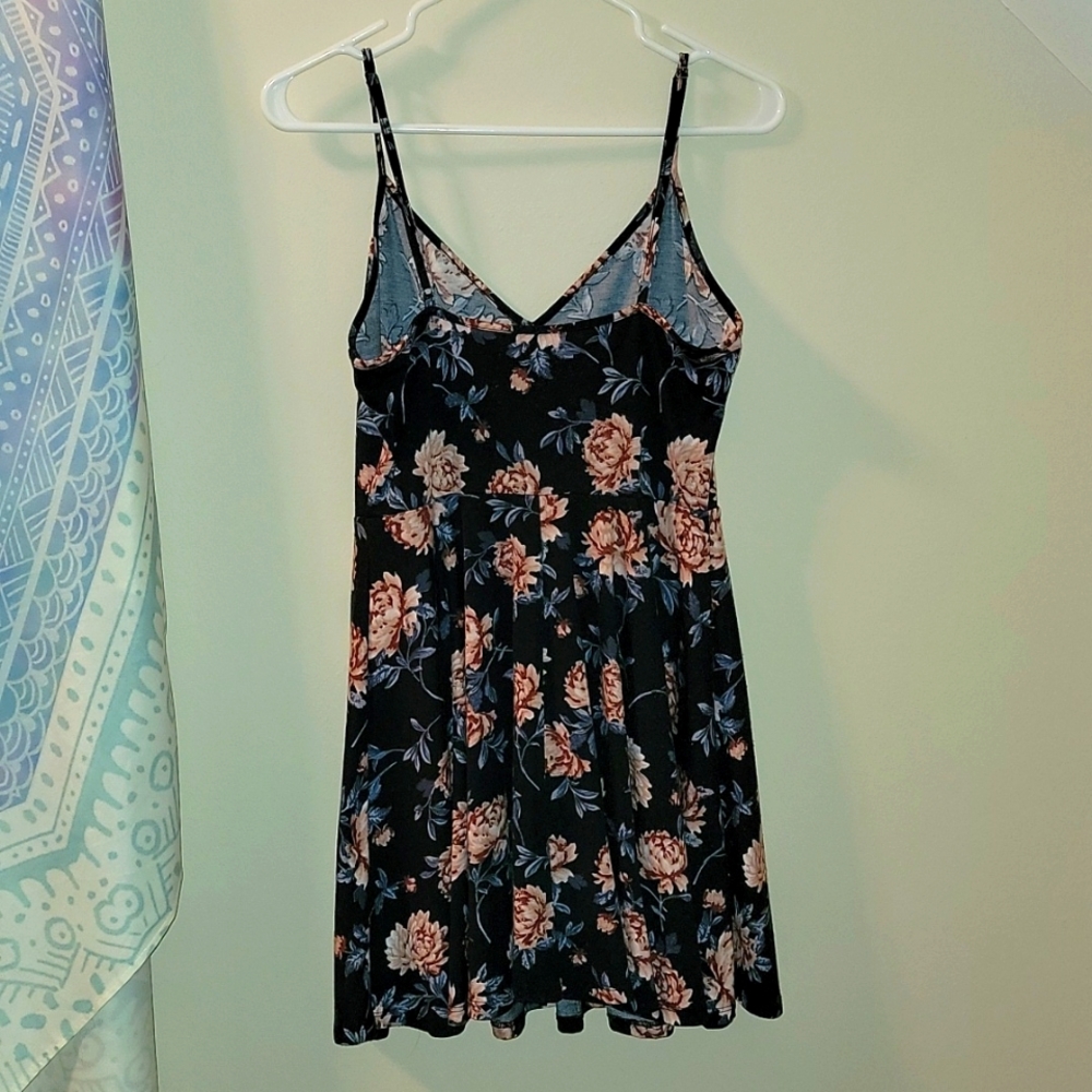 HP🎉 ✨ Forever 21 Peony Print Casual Dress - Size M - Picture 6 of 9